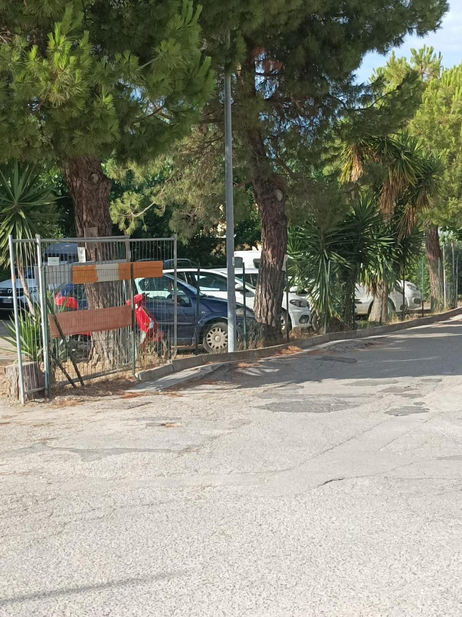 维拉吉欧菲尔德库普拉酒店 滨海库普拉 外观 照片